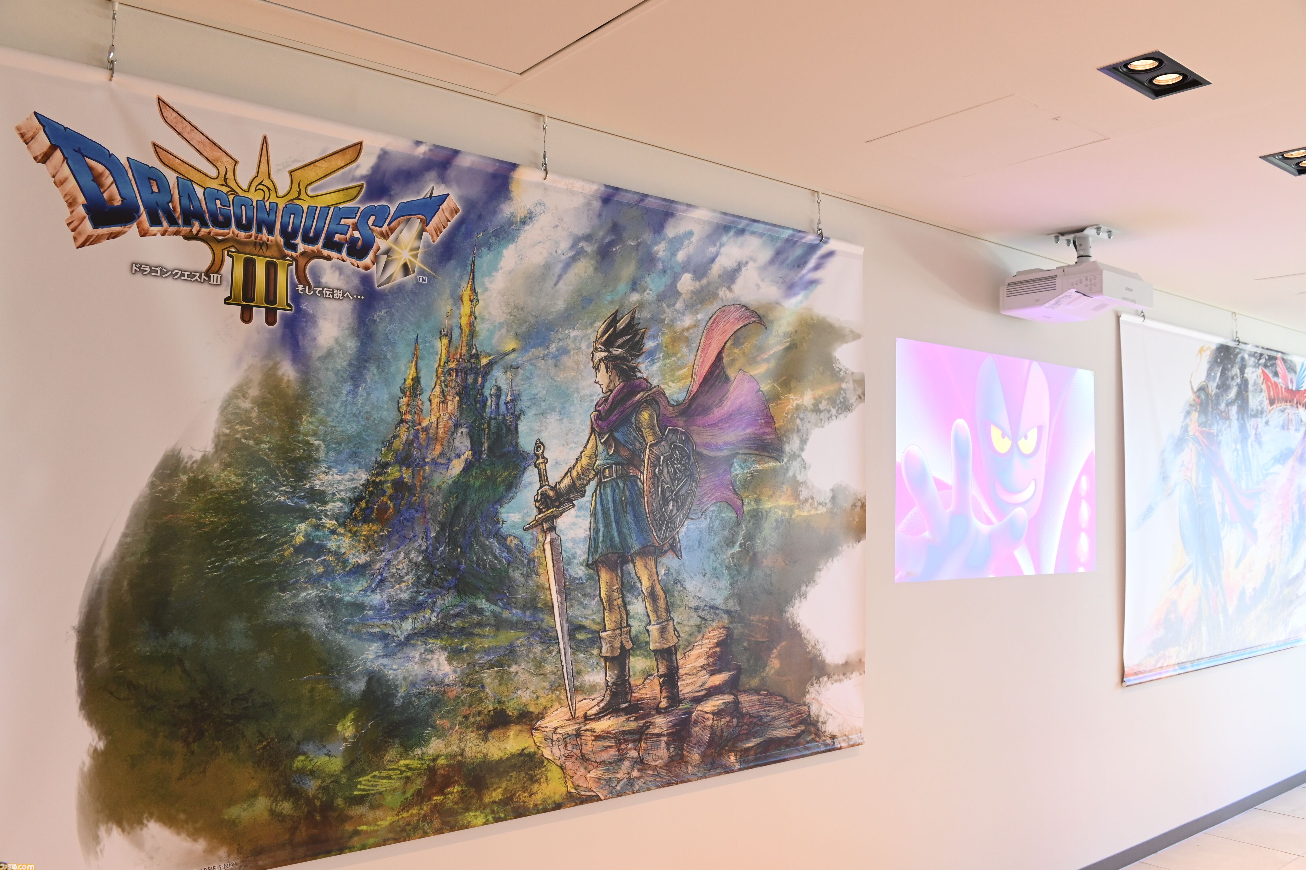 巨大スライムが横浜に出現！ はぐれメタルがパンケーキに!? “ドラゴンクエストカーニバル in 横浜・みなとみらい”真夏の大冒険をリポート