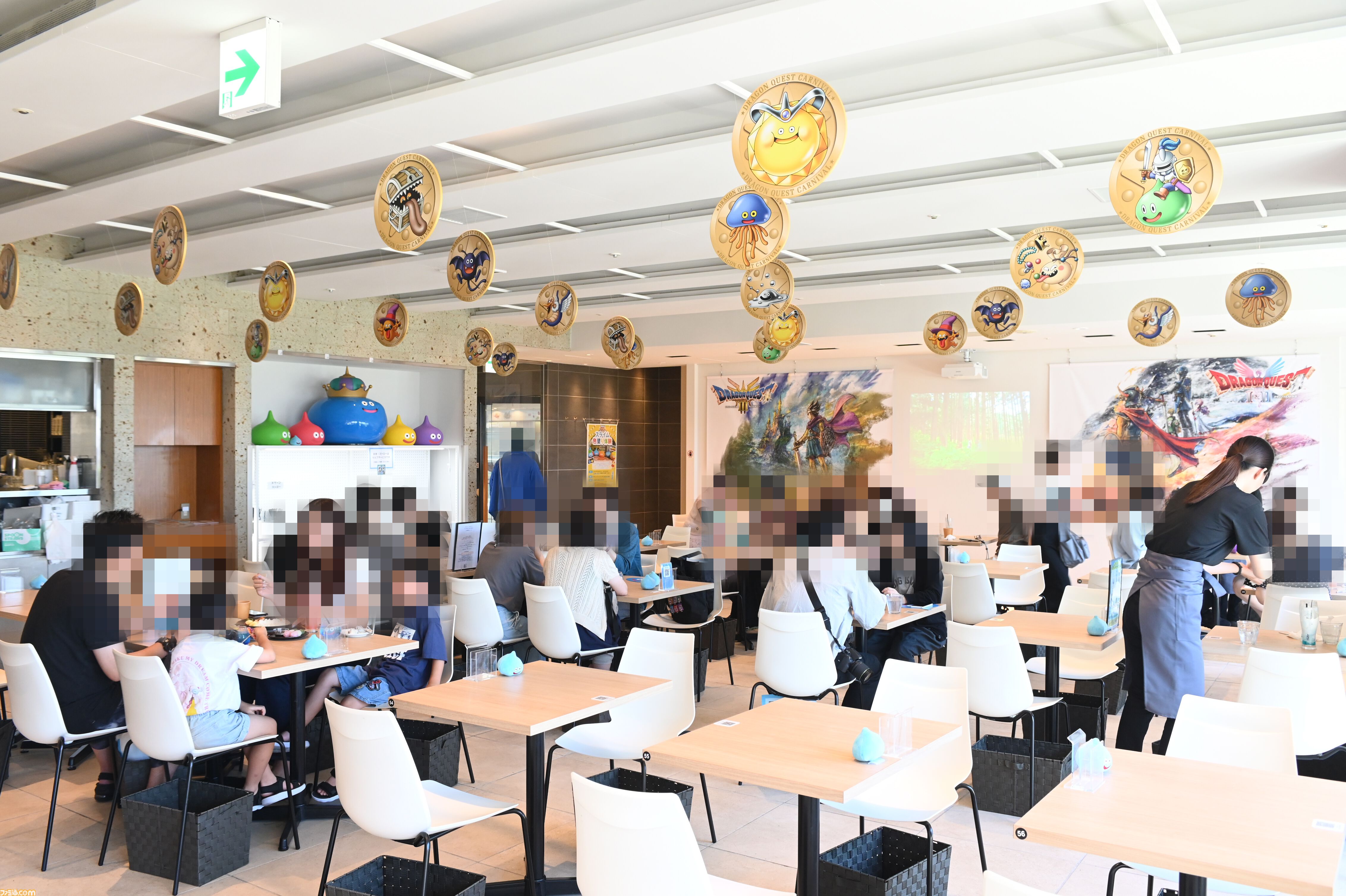 巨大スライムが横浜に出現！ はぐれメタルがパンケーキに!? “ドラゴンクエストカーニバル in 横浜・みなとみらい”真夏の大冒険をリポート