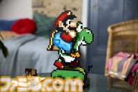 『スーパーマリオワールド』ヨッシーに乗るマントマリオのレゴが10月1日に発売。ヨッシーの舌を出し入れ可