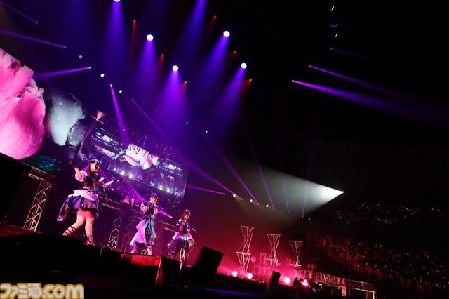 『シャニマス』“LIVE FUN”2日目リポート。進化し続けるアイドルたちの輝きは、眩しい青春模様を美しく彩る