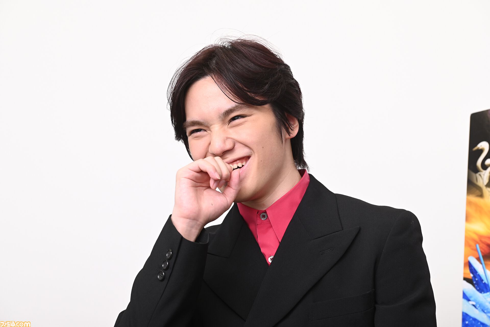 『ワンピース・オン・アイス』宇野昌磨さんとゲーマー4人がきゃっきゃする記事。殴る蹴るには物理法則が邪魔