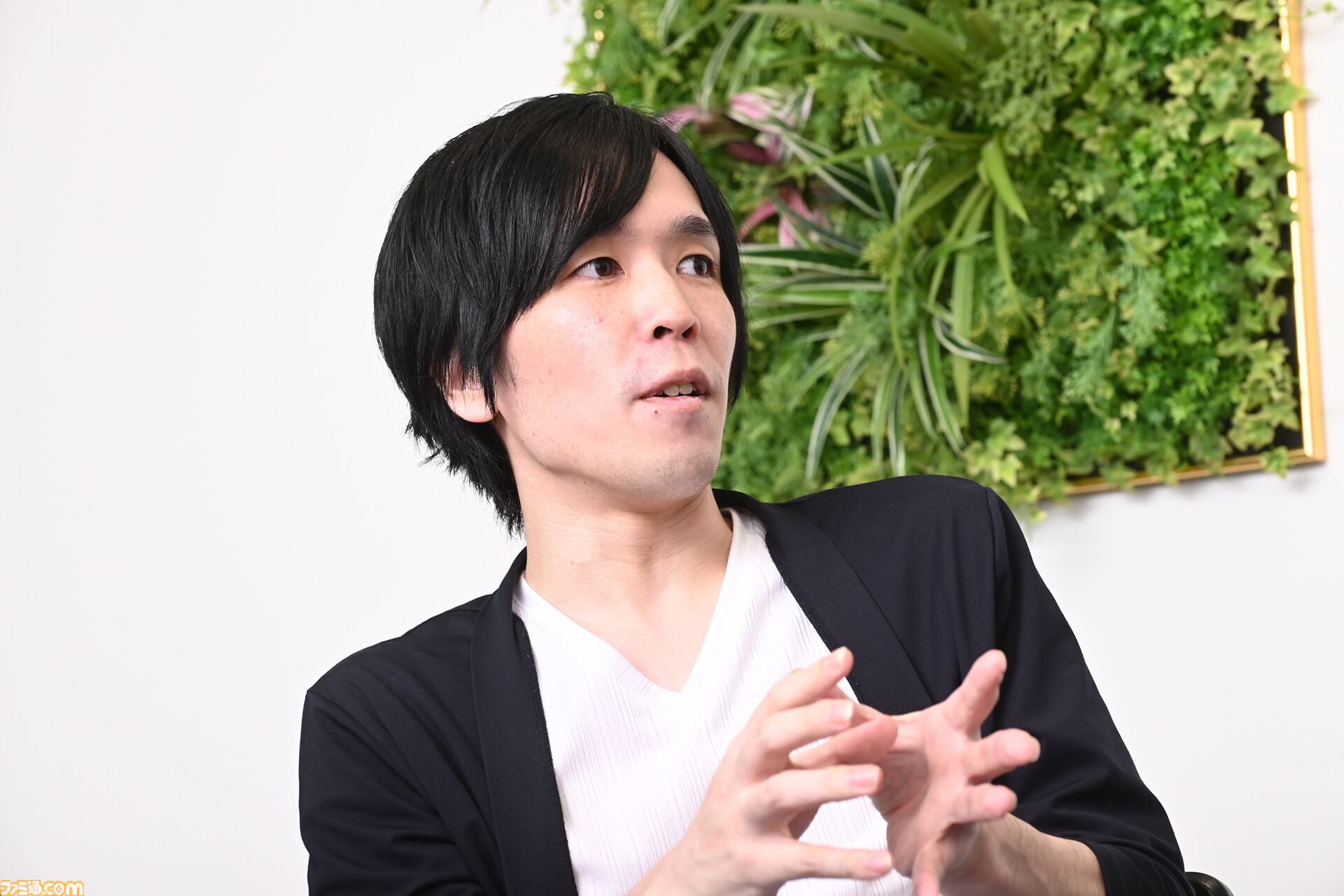 『ワンピース・オン・アイス』宇野昌磨さんとゲーマー4人がきゃっきゃする記事。殴る蹴るには物理法則が邪魔