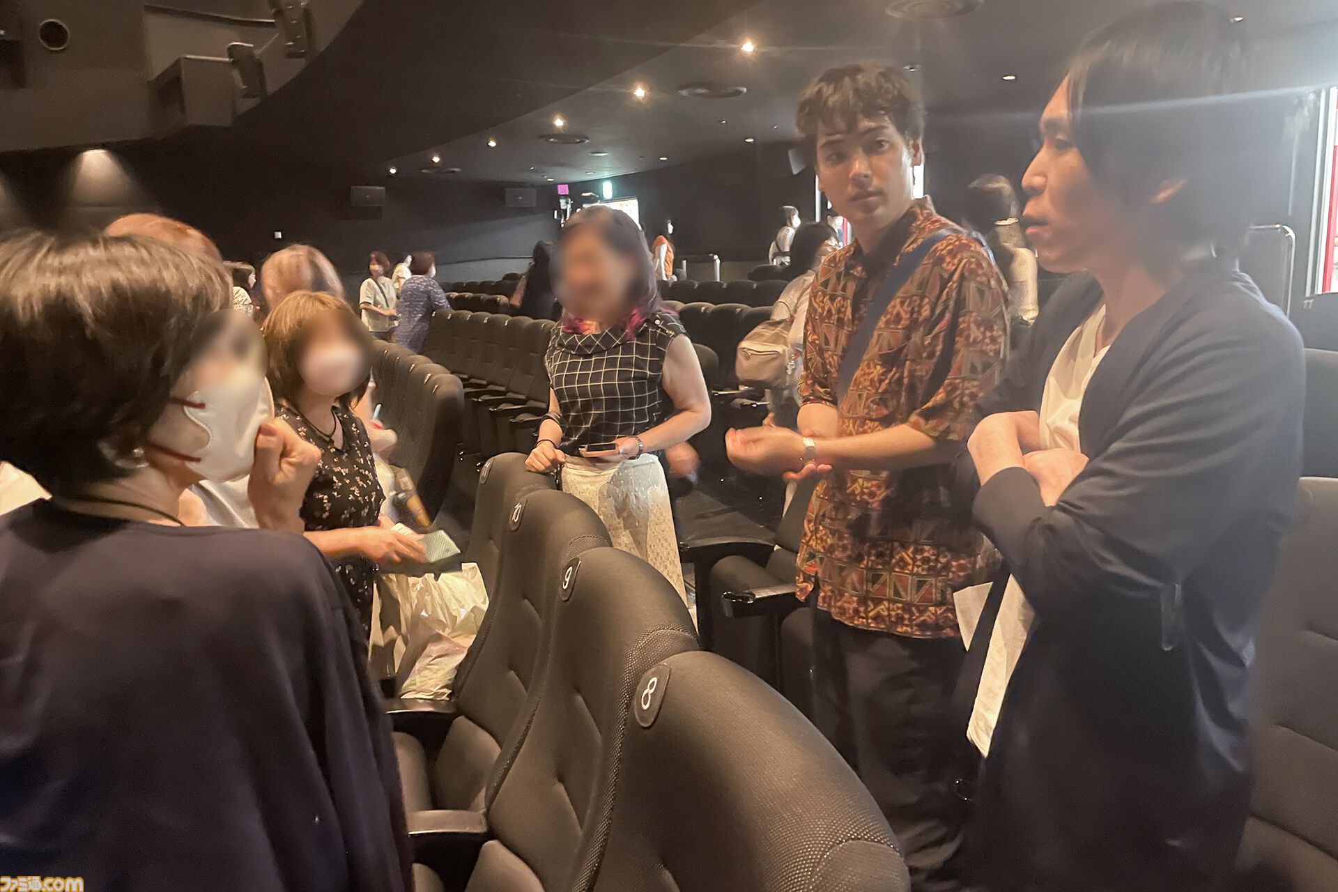 『ワンピース・オン・アイス』宇野昌磨さんとゲーマー4人がきゃっきゃする記事。殴る蹴るには物理法則が邪魔