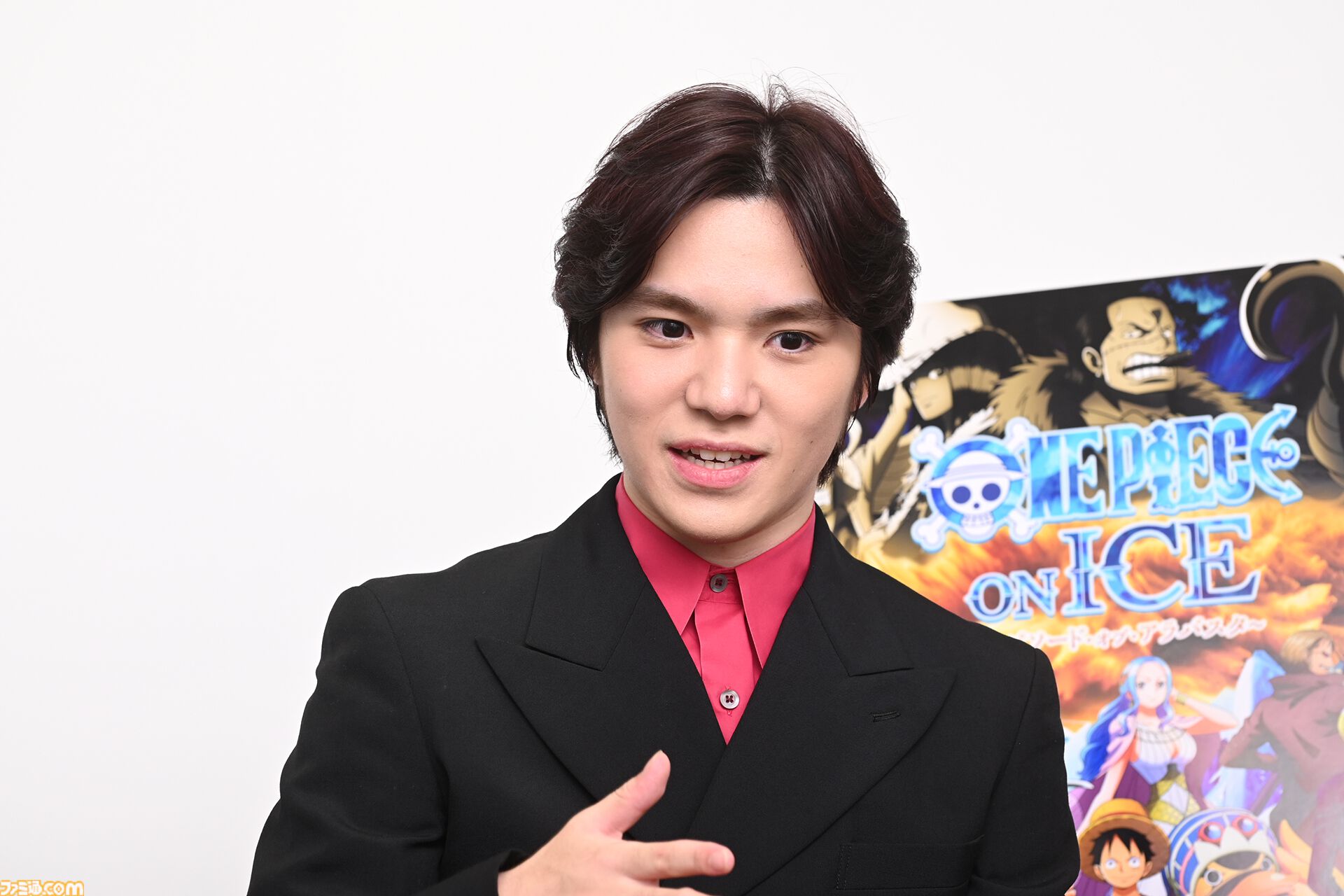 『ワンピース・オン・アイス』宇野昌磨さんとゲーマー4人がきゃっきゃする記事。殴る蹴るには物理法則が邪魔