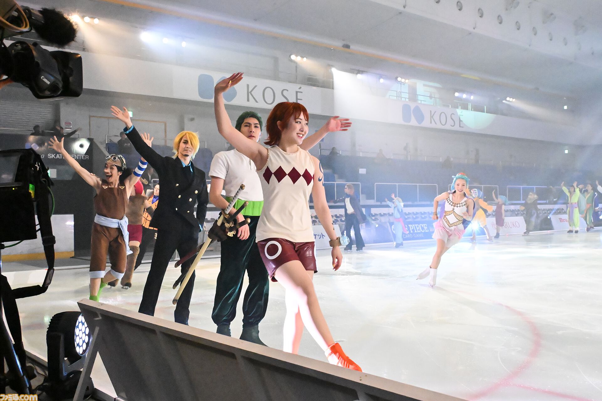 『ワンピース・オン・アイス』宇野昌磨さんとゲーマー4人がきゃっきゃする記事。殴る蹴るには物理法則が邪魔