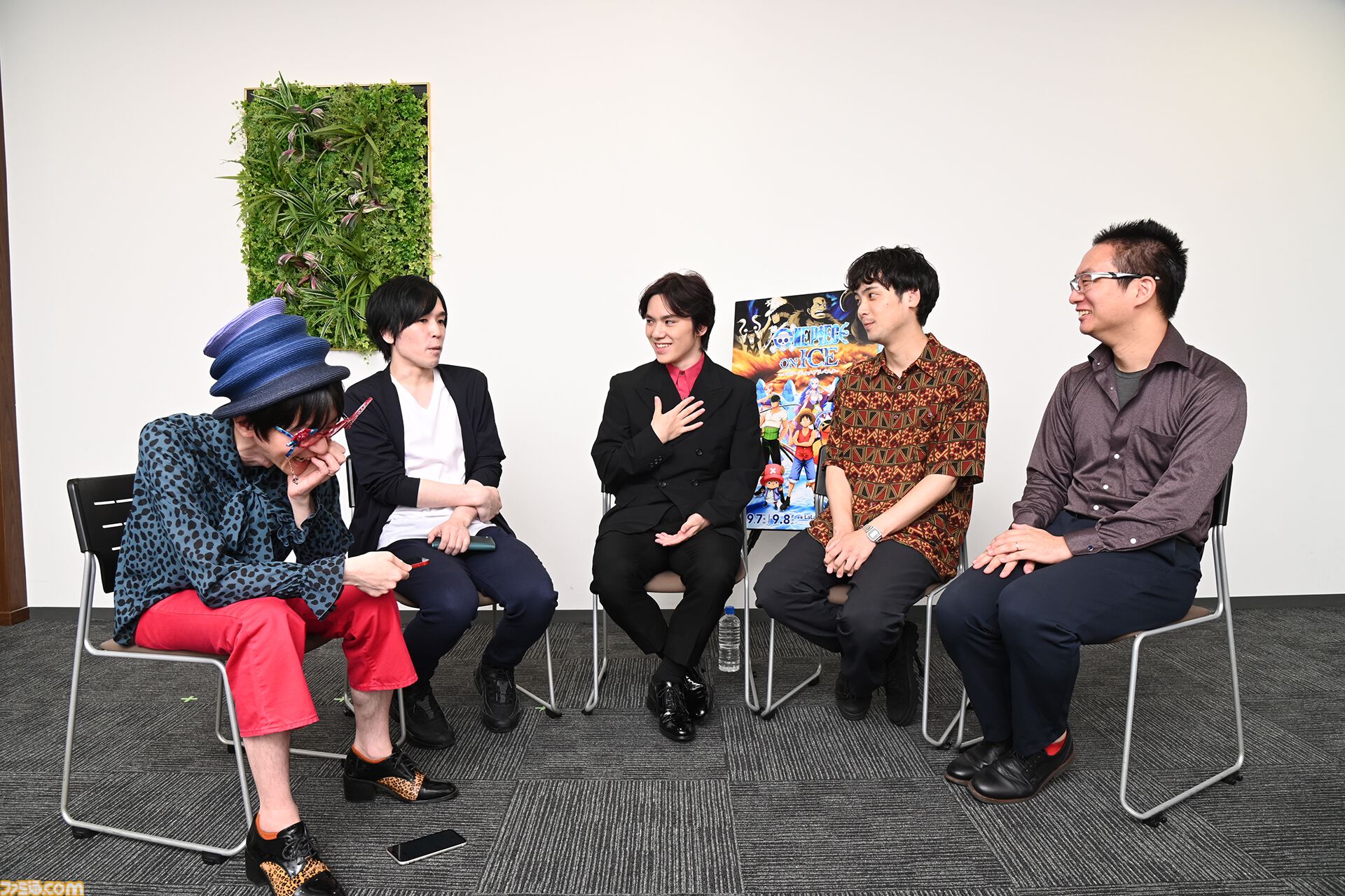 『ワンピース・オン・アイス』宇野昌磨さんとゲーマー4人がきゃっきゃする記事。殴る蹴るには物理法則が邪魔
