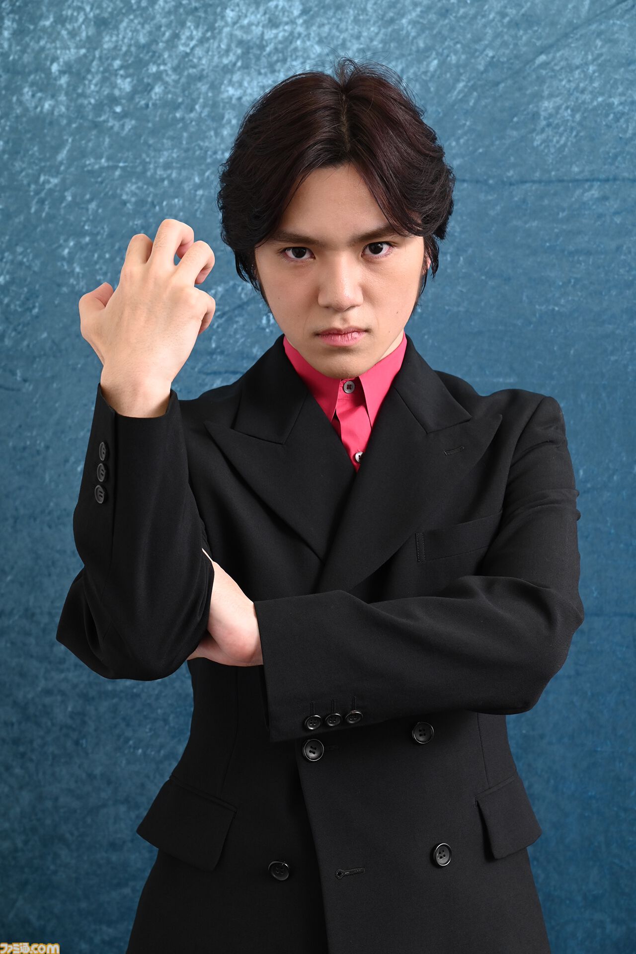『ワンピース・オン・アイス』宇野昌磨さんとゲーマー4人がきゃっきゃする記事。殴る蹴るには物理法則が邪魔