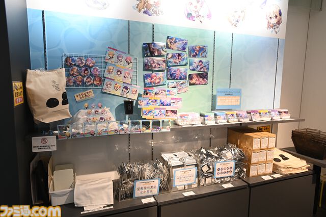 『ヘブバン』第3弾コラボカフェリポート。プロモーションムービーに心を揺さぶられながら夏らしい料理を満喫！ 水着キャラクターが店内を彩る