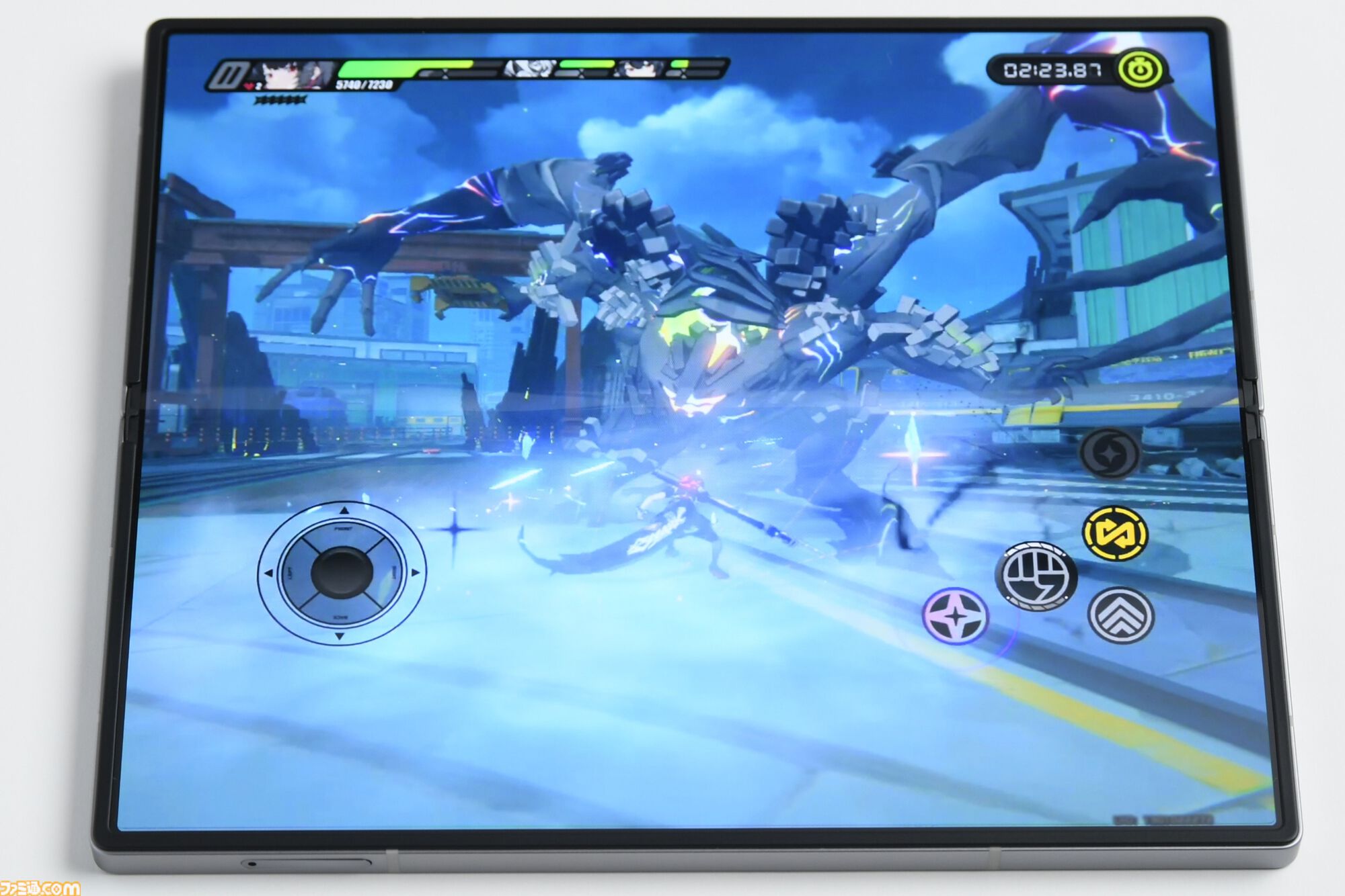 “Galaxy Z Fold6”レビュー。『ゼンレスゾーンゼロ』がサクサクで大迫力、AIのカメラと通訳がスゴすぎた