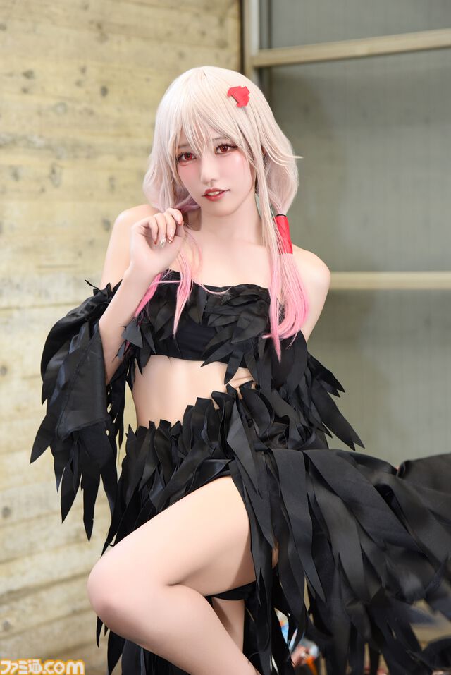 コミケ前にワンフェスのコスプレをどうぞ。『ゼンゼロ』から『キン肉マン』まで勢ぞろい！『ブルアカ』×『北斗の拳』トキの共演も熱い