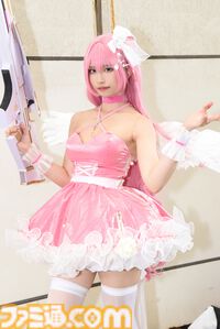 コミケ前にワンフェスのコスプレをどうぞ。『ゼンゼロ』から『キン肉マン』まで勢ぞろい！『ブルアカ』×『北斗の拳』トキの共演も熱い