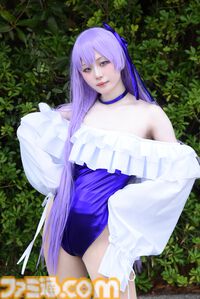 コミケ前にワンフェスのコスプレをどうぞ。『ゼンゼロ』から『キン肉マン』まで勢ぞろい！『ブルアカ』×『北斗の拳』トキの共演も熱い
