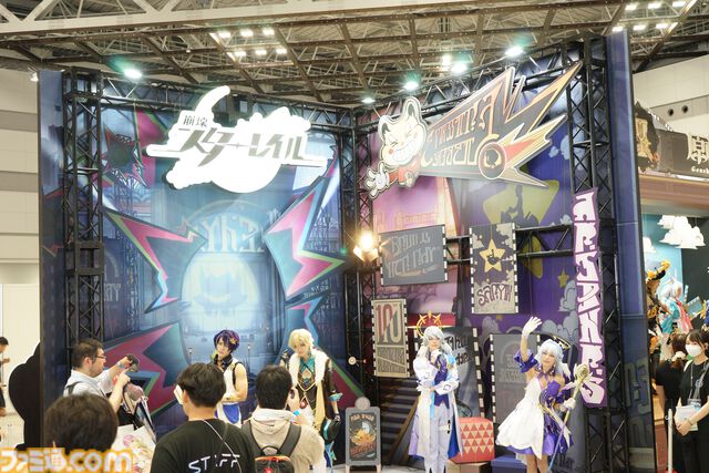 【C104】2024年夏コミHoYoverseブースでは“あの”顔抜きパネルで撮影できるエリアが！ 『原神』フォンテーヌ『スターレイル』ピノコニー、羅浮のキャラクターたちも勢ぞろい【コミケ104】