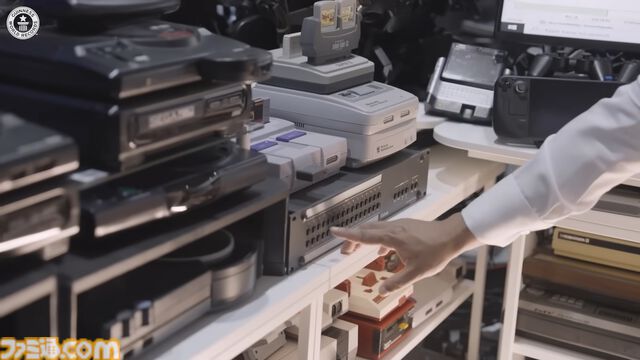 “1台のテレビに444台のゲーム機を接続”したゲームコレクターがギネス世界記録に認定。スイッチャーを切り替えれば、ありとあらゆるゲームが遊べる