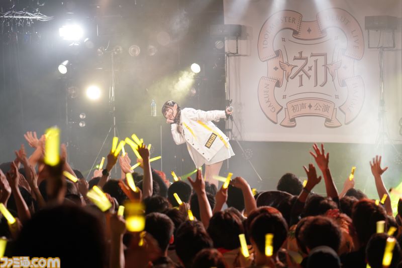 『学マス』デビューライブツアー“初声公演”（大阪）リポート。手毬のチワワな一面がのぞくキュートな楽曲や、ことねによる等身大のラブソングをサプライズ披露！