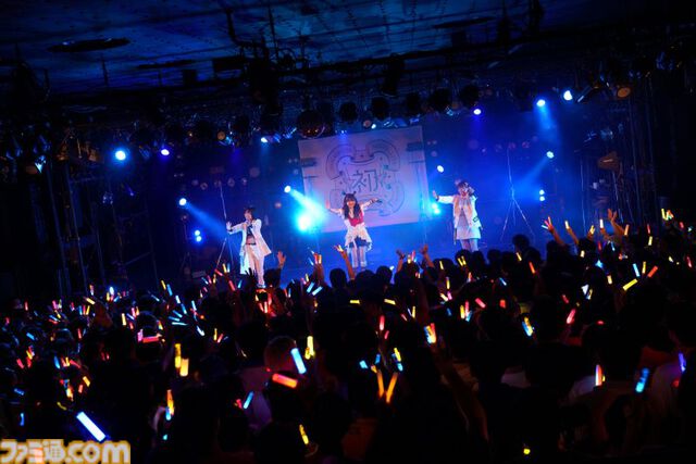 『学マス』デビューライブツアー“初声公演”（大阪）リポート。手毬のチワワな一面がのぞくキュートな楽曲や、ことねによる等身大のラブソングをサプライズ披露！