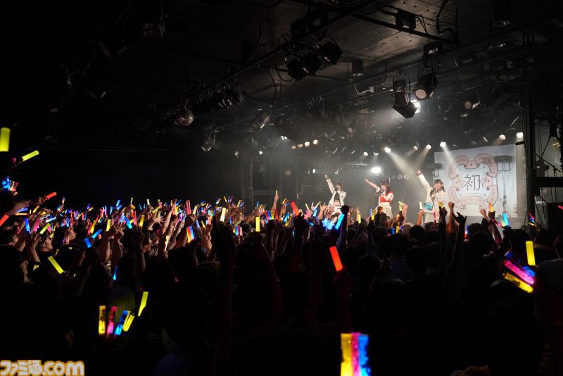 『学マス』デビューライブツアー“初声公演”（大阪）リポート。手毬のチワワな一面がのぞくキュートな楽曲や、ことねによる等身大のラブソングをサプライズ披露！