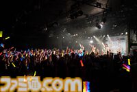 『学マス』デビューライブツアー“初声公演”（大阪）リポート。手毬のチワワな一面がのぞくキュートな楽曲や、ことねによる等身大のラブソングをサプライズ披露！