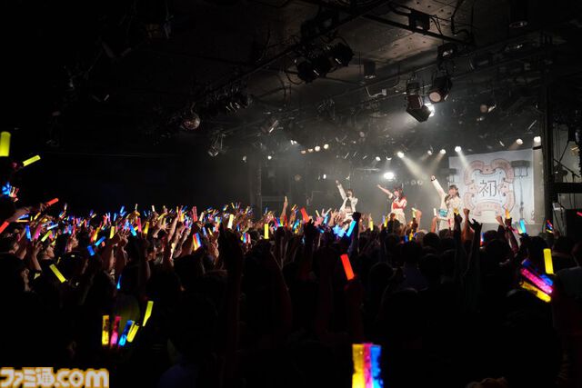 『学マス』デビューライブツアー“初声公演”（大阪）リポート。手毬のチワワな一面がのぞくキュートな楽曲や、ことねによる等身大のラブソングをサプライズ披露！