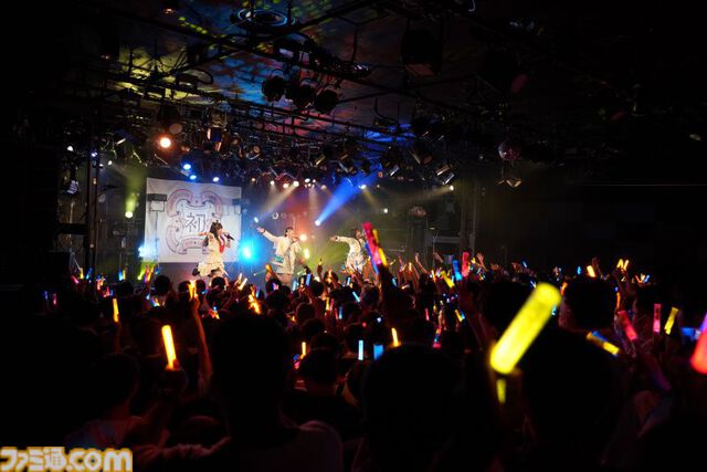 『学マス』デビューライブツアー“初声公演”（大阪）リポート。手毬のチワワな一面がのぞくキュートな楽曲や、ことねによる等身大のラブソングをサプライズ披露！
