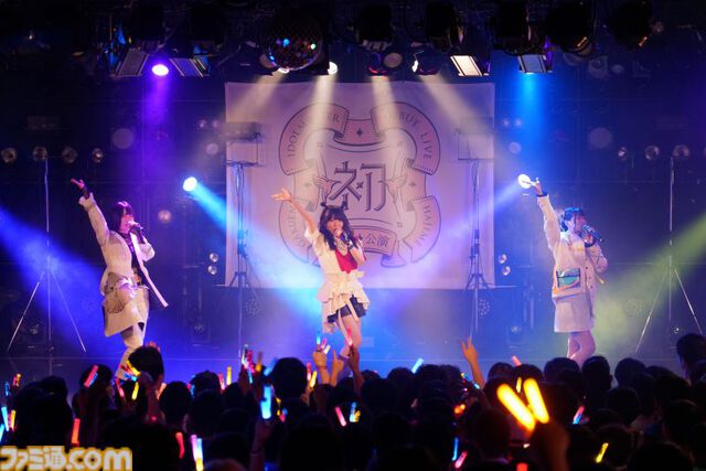 『学マス』デビューライブツアー“初声公演”（大阪）リポート。手毬のチワワな一面がのぞくキュートな楽曲や、ことねによる等身大のラブソングをサプライズ披露！