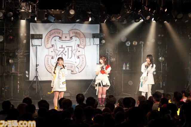 『学マス』デビューライブツアー“初声公演”（大阪）リポート。手毬のチワワな一面がのぞくキュートな楽曲や、ことねによる等身大のラブソングをサプライズ披露！