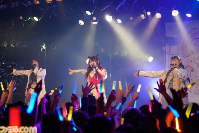 『学マス』デビューライブツアー“初声公演”（大阪）リポート。手毬のチワワな一面がのぞくキュートな楽曲や、ことねによる等身大のラブソングをサプライズ披露！