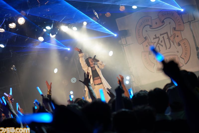『学マス』デビューライブツアー“初声公演”（大阪）リポート。手毬のチワワな一面がのぞくキュートな楽曲や、ことねによる等身大のラブソングをサプライズ披露！