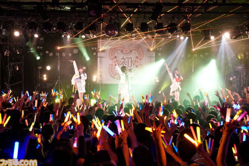 『学マス』デビューライブツアー“初声公演”（大阪）リポート。手毬のチワワな一面がのぞくキュートな楽曲や、ことねによる等身大のラブソングをサプライズ披露！