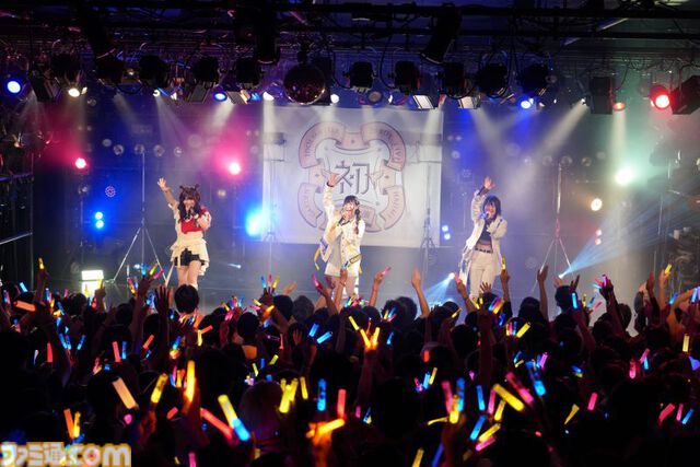 『学マス』デビューライブツアー“初声公演”（大阪）リポート。手毬のチワワな一面がのぞくキュートな楽曲や、ことねによる等身大のラブソングをサプライズ披露！
