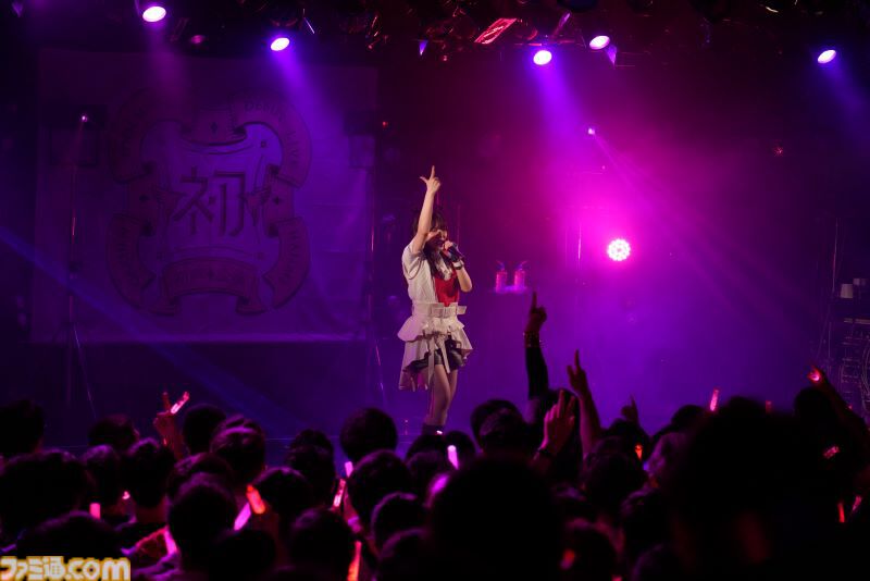 『学マス』デビューライブツアー“初声公演”（大阪）リポート。手毬のチワワな一面がのぞくキュートな楽曲や、ことねによる等身大のラブソングをサプライズ披露！