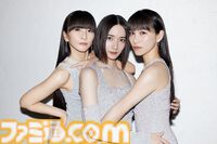 スマホレースゲーム『レーシングマスター』×Perfumeのコラボが8月29日より実施。コラボ楽曲『The Light』がゲーム内BGMとして設定可能に