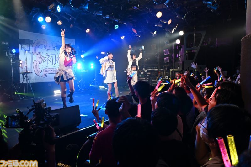 『学マス』デビューライブツアー“初声公演”（東京）リポート。「これから始まる私たちの伝説をいっしょに歩んでほしい」とMCで語られた通り、“伝説の始まり”にふさわしい千秋楽に