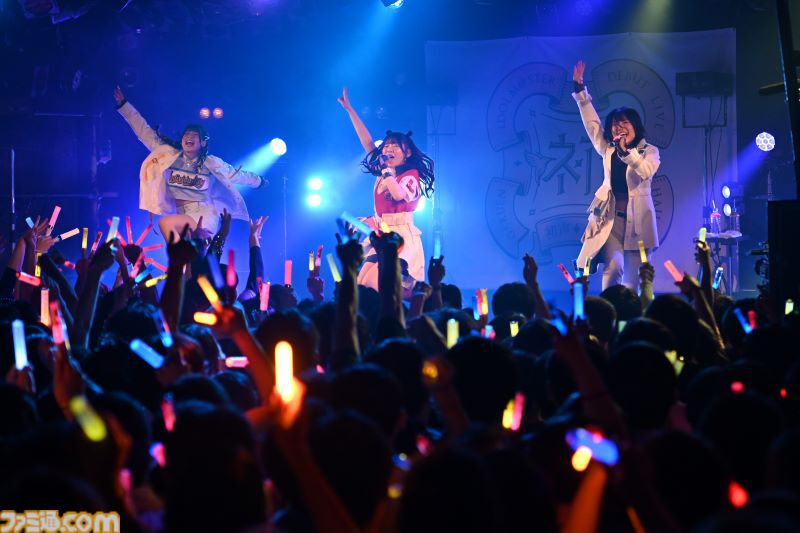 『学マス』デビューライブツアー“初声公演”（東京）リポート。「これから始まる私たちの伝説をいっしょに歩んでほしい」とMCで語られた通り、“伝説の始まり”にふさわしい千秋楽に