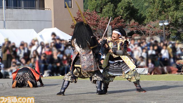 『信長の野望 出陣』は戦国好きなら絶対に遊ぶべきウォーキングアプリ。実際の日本地図を歩いて得られる戦国体験。1周年キャンペーンで豪華報酬も大盤振る舞い