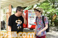 おじさんふたり、日光さる軍団のおさるランドではしゃぐ。子ざるには人間と動物の赤ちゃん両方のかわいさがあってどうにかなりそう