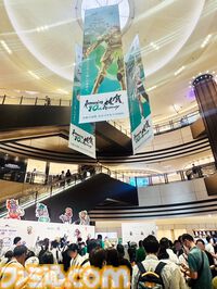“ロマ佐賀”ついに10周年！ “ロマンシング佐賀TOKYO”が東京ミッドタウン日比谷にて開催、『ロマサガRS』新キャラクターのフォトスポットや下水道マンホールを展示