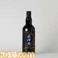 『鉄拳』コラボ焙煎麦焼酎“風神拳”が発売。三島一八と風間仁のバトルシーンを描いたオリジナルボックスでお届け【300本限定】