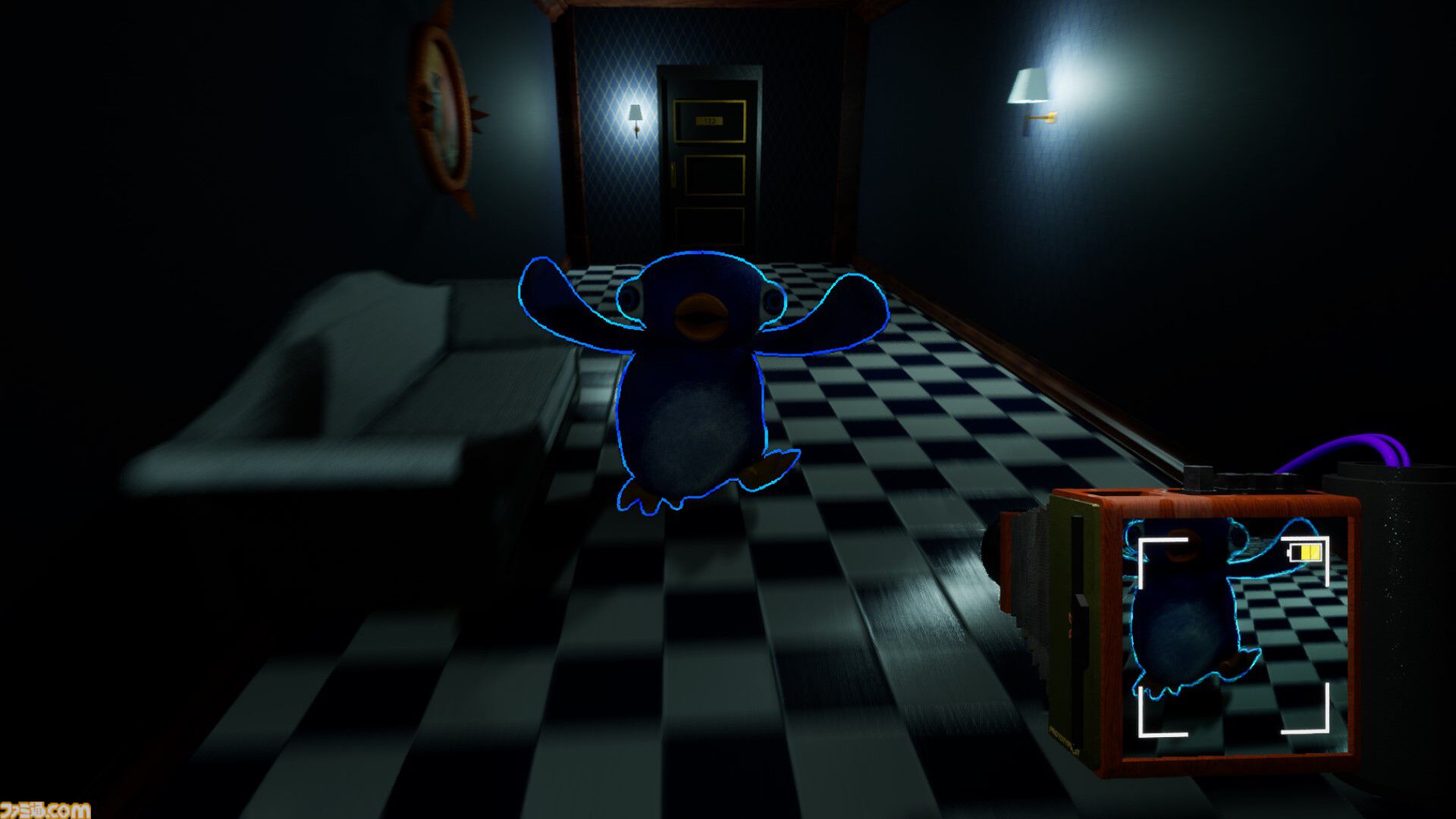 『ペンギンホテル』Steamストアページが公開。凶暴なペンギンを写真に閉じ込めるホラーゲーム。被写体を封じるカメラを駆使してホテルから脱出せよ