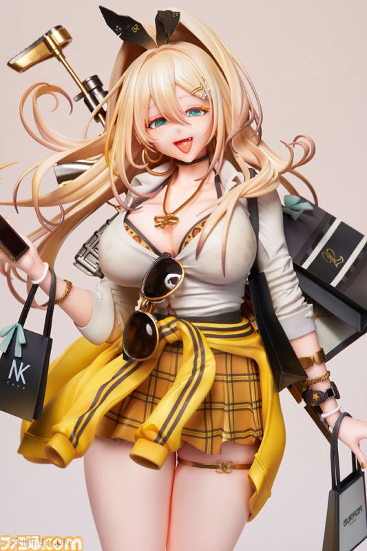 NIKKE』ルピーの1/7スケールフィギュアが予約受付中。300×600mm