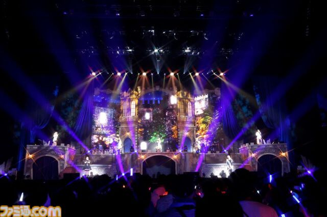『デレステ』9周年記念ライブ2日目リポート。新曲『EPHEMERAL AЯROW』（関口さん、青木志貴さん）とともに、アイドルたちが勇者として悪に立ち向かう。進化し続ける彼女たちの底知れない可能性の高さを実感できたコンセプトライブに