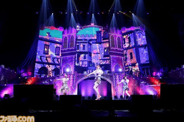 『デレステ』9周年記念ライブ2日目リポート。新曲『EPHEMERAL AЯROW』（関口さん、青木志貴さん）とともに、アイドルたちが勇者として悪に立ち向かう。進化し続ける彼女たちの底知れない可能性の高さを実感できたコンセプトライブに