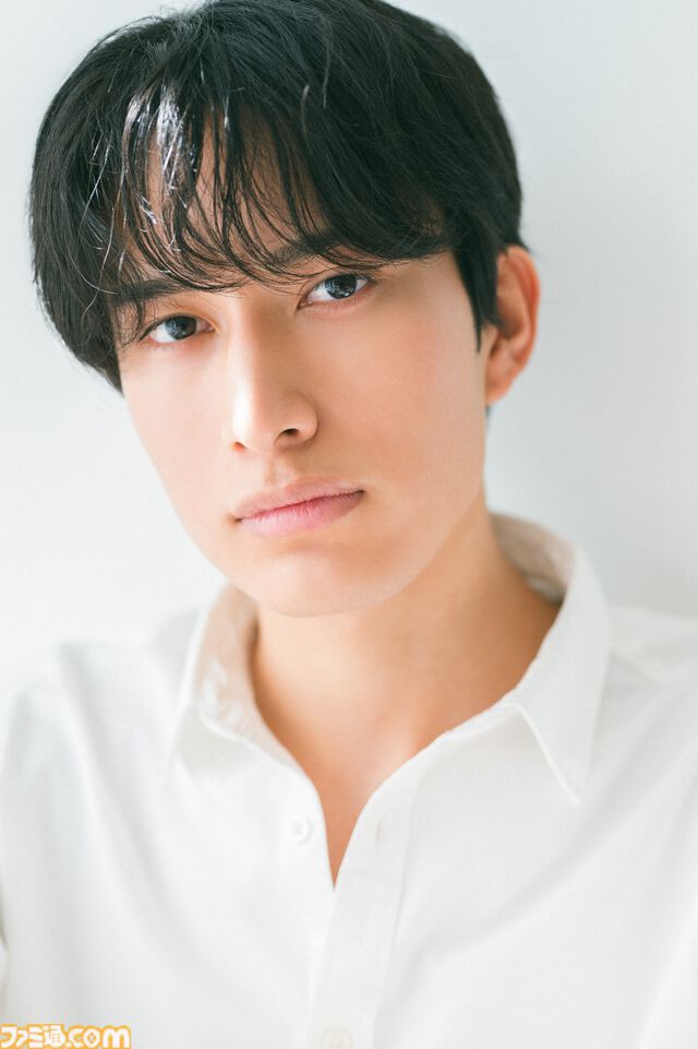 実写ドラマ『ウイングマン』健太とアオイを取り巻く7人の追加キャスト解禁。躍動感みなぎるウイングマンのキービジュアルも公開