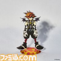 『キングダム ハーツ』期間限定ショップが渋谷PARCOで10月2日より開催。ハロウィンタウンモチーフのTシャツ、アクスタ、ヘアクリップなどが登場
