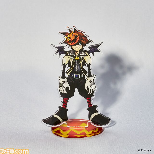 『キングダム ハーツ』期間限定ショップが渋谷PARCOで10月2日より開催。ハロウィンタウンモチーフのTシャツ、アクスタ、ヘアクリップなどが登場
