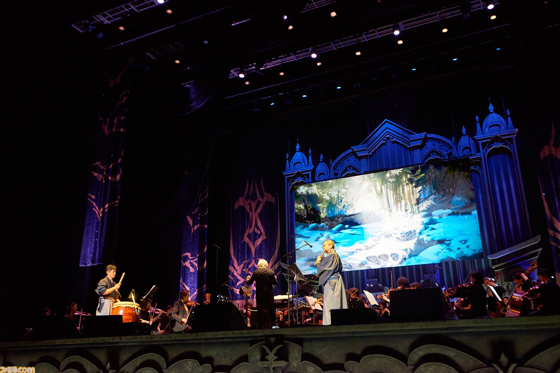 8年ぶりの『グラブル』オーケストラコンサート。神々しい演出の“どうして空は蒼いのか”など、珠玉のひとときにブラボーの声