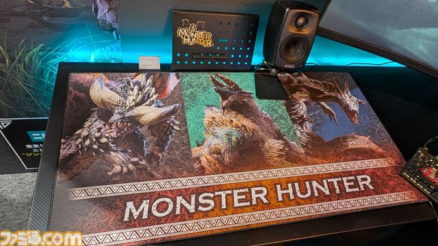 【TGS2024】ニトリのジンオウガ部屋がスゴい。『モンハン』コラボのゲーミングチェア、デスク、クッションを展示中