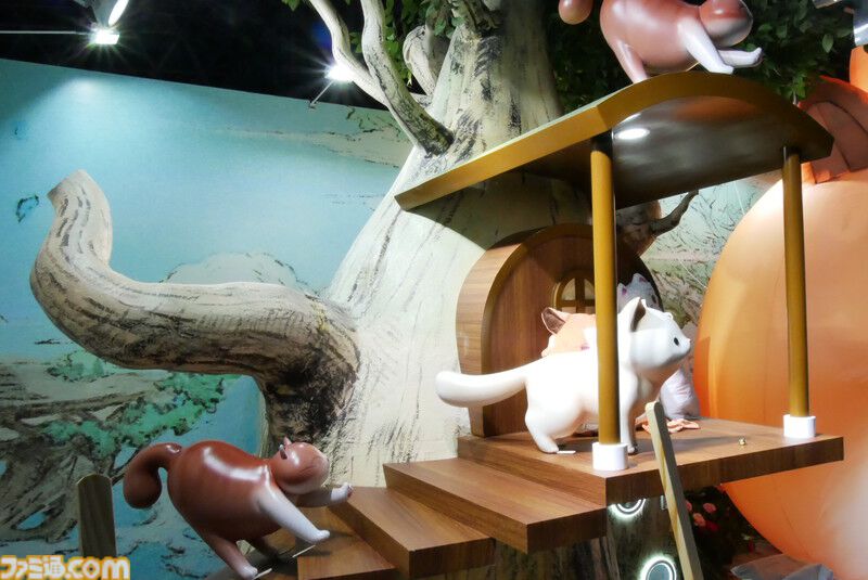 たくさんの猫たちと猫家具がお出迎え！『ツリーオブセイヴァー