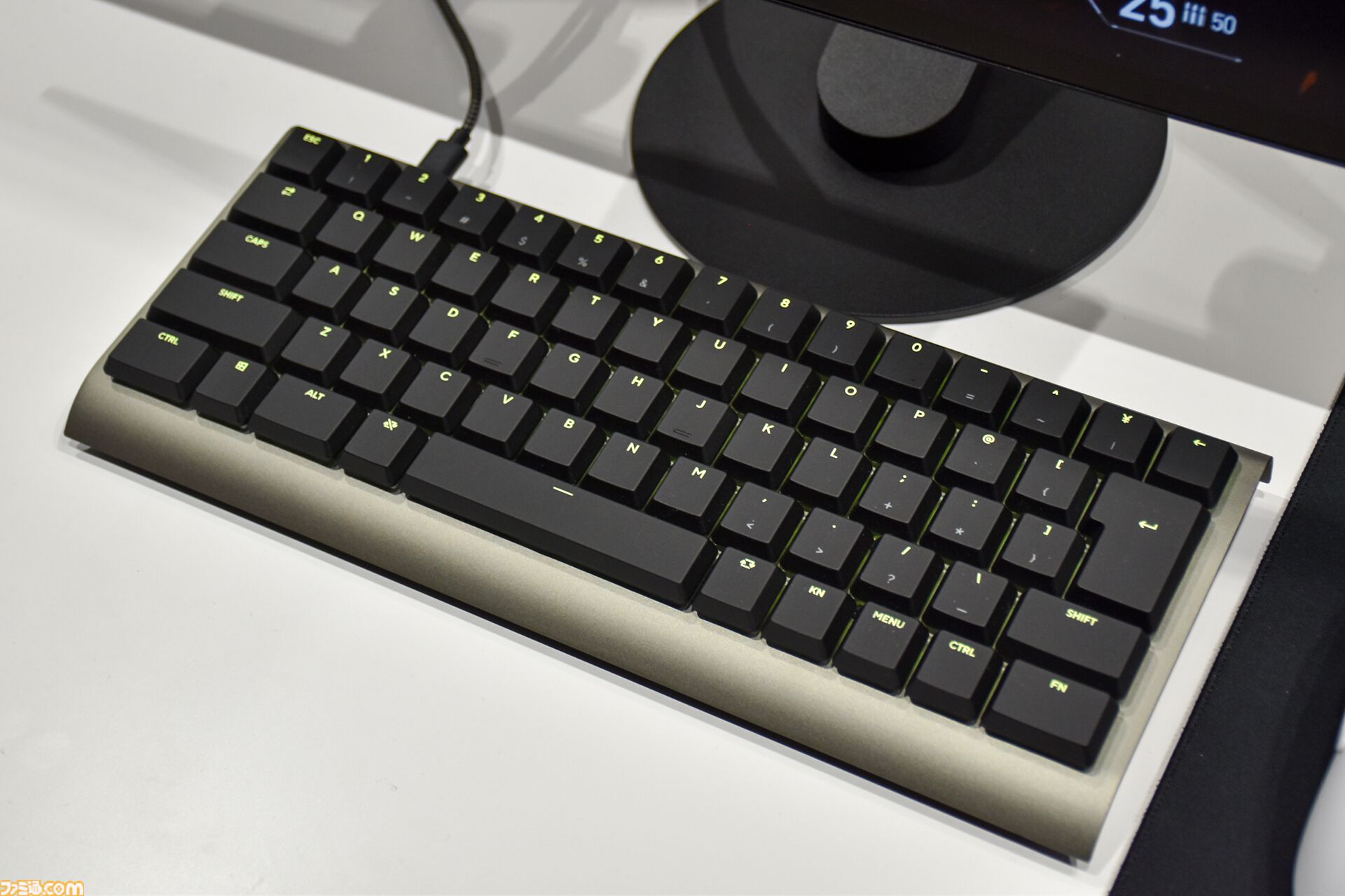 アケコンボタン　ゲーマーフィンガー　8個 61JzQVAk12L._UF894,1000_QL80_.jpg