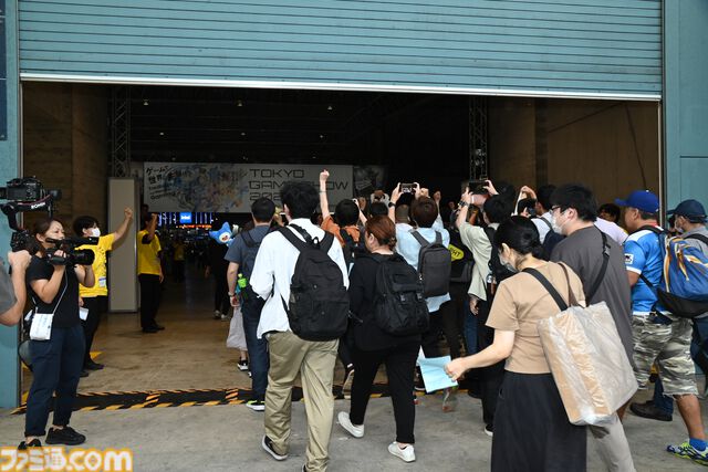 東京ゲームショウ2024の一般日が開幕！　幕張メッセには早朝からゲームファンが集う。『モンスターハンターワイルズ』にゲームファンが殺到【TGS2024】